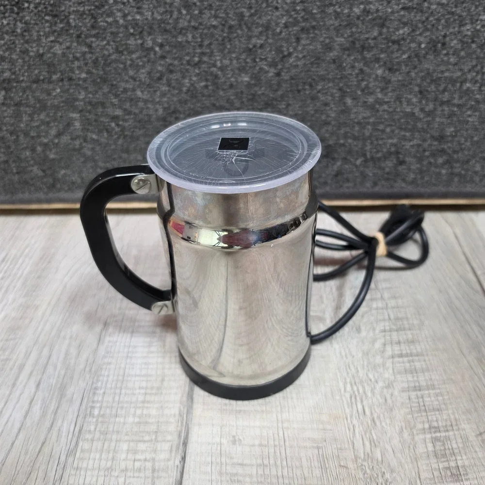Nespresso Aeroccino 3 Milk Frother Chrome Silver Electric 3192 Warmer Coffee